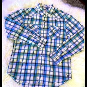 American eagle long sleeve button down shirt
